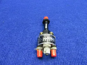 Cirrus SR-22 TKS De-Icing Proportioning Unit Horizontal P/N 15165-002 (0122-313)